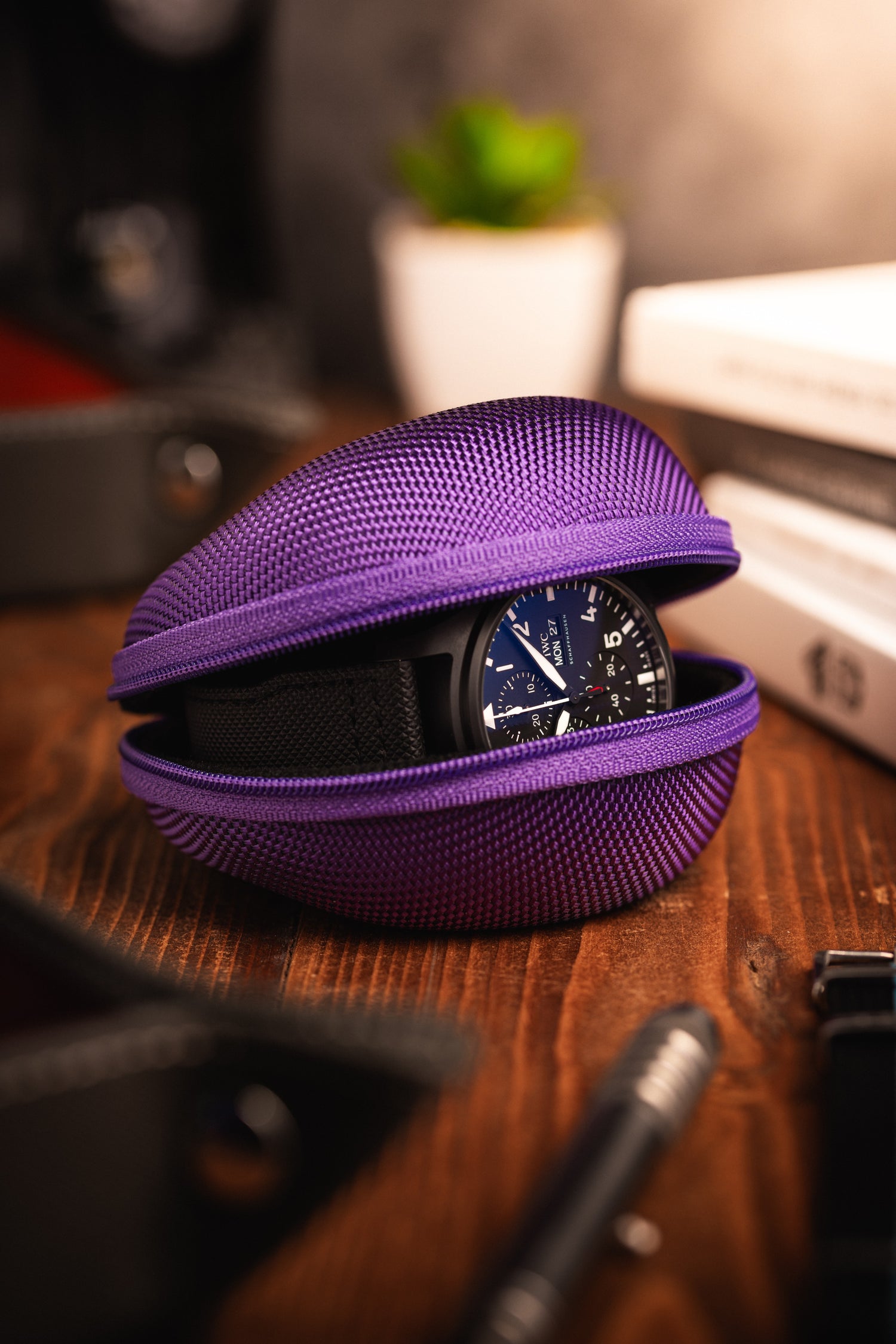 Secure Single Watch Travel Case - Purple Haze
