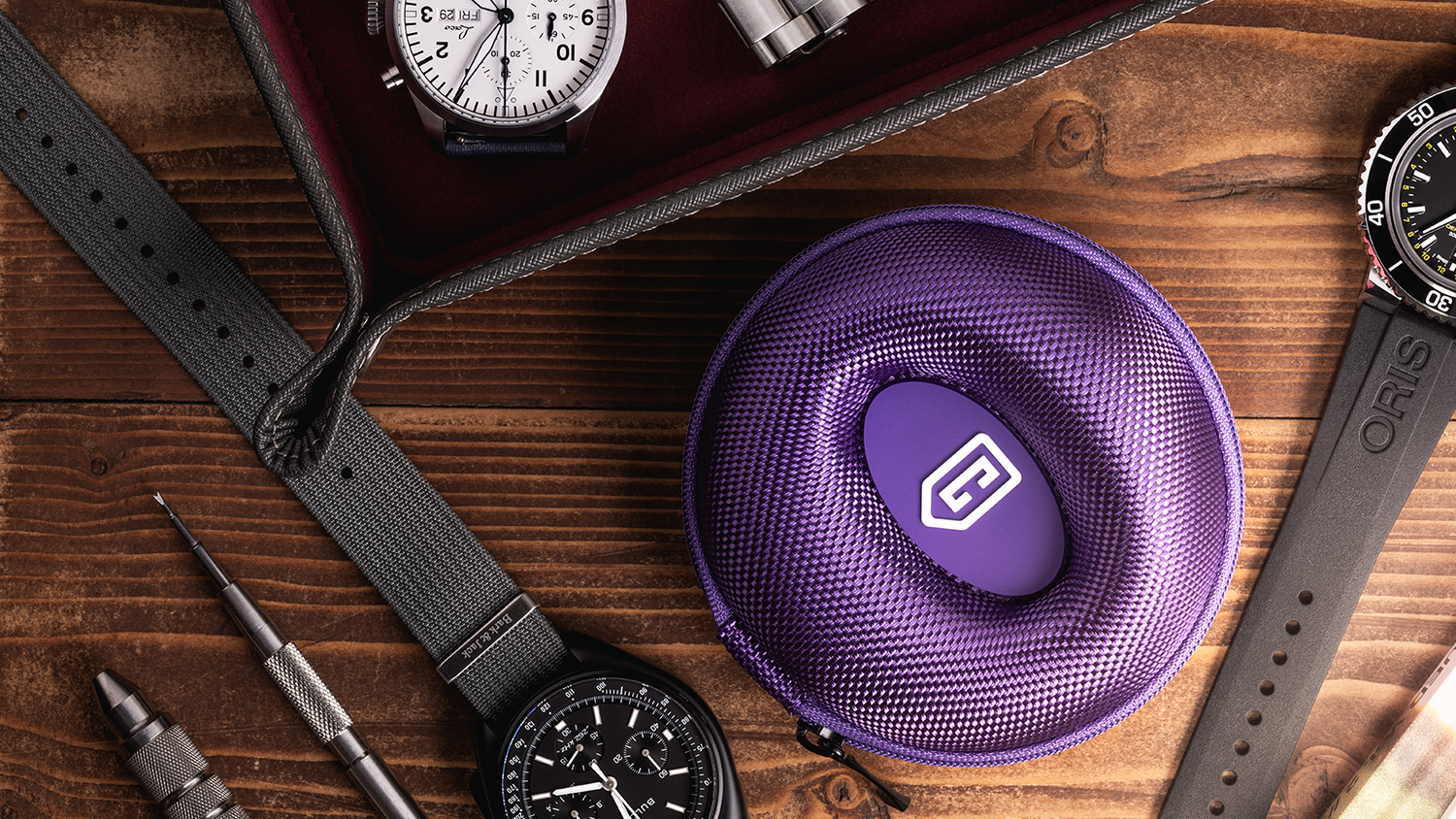 cased in time premium watch storage case